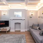 ✰Onpoint-Fresh 1 Bedroom Apt With Parking✰